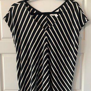Market & Spruce Knit Chevron Top